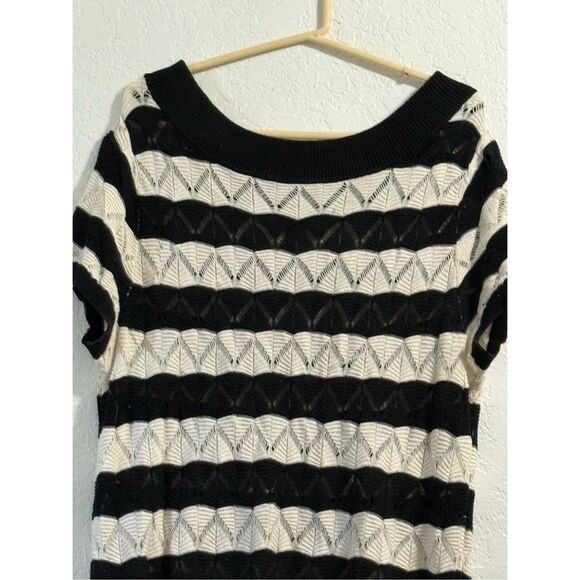 Torrid Sz 2 2x Black White Stripes Open Knit Cotton Pullover Sweater Top - Picture 2 of 3